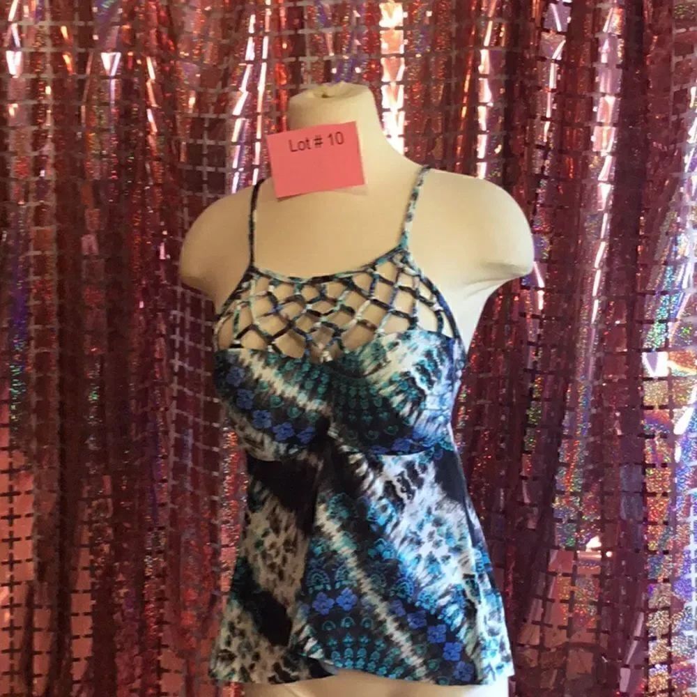 Swim top in the dye colors with open weave top, adjustable straps, size medium